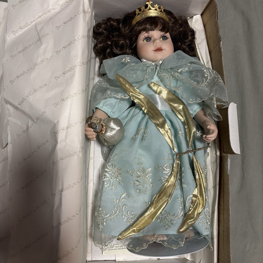 16" Tooth Fairy Porcelain Doll With Stand By The Hamilton Collection
